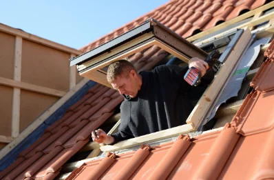 Pose de fenêtres de toit Velux à Ouvans